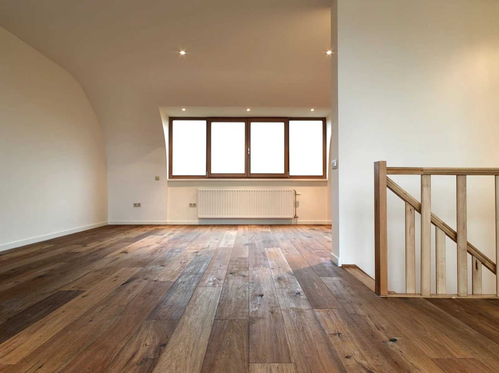 Volledig gerenoveerde eiken vloer in Emmen